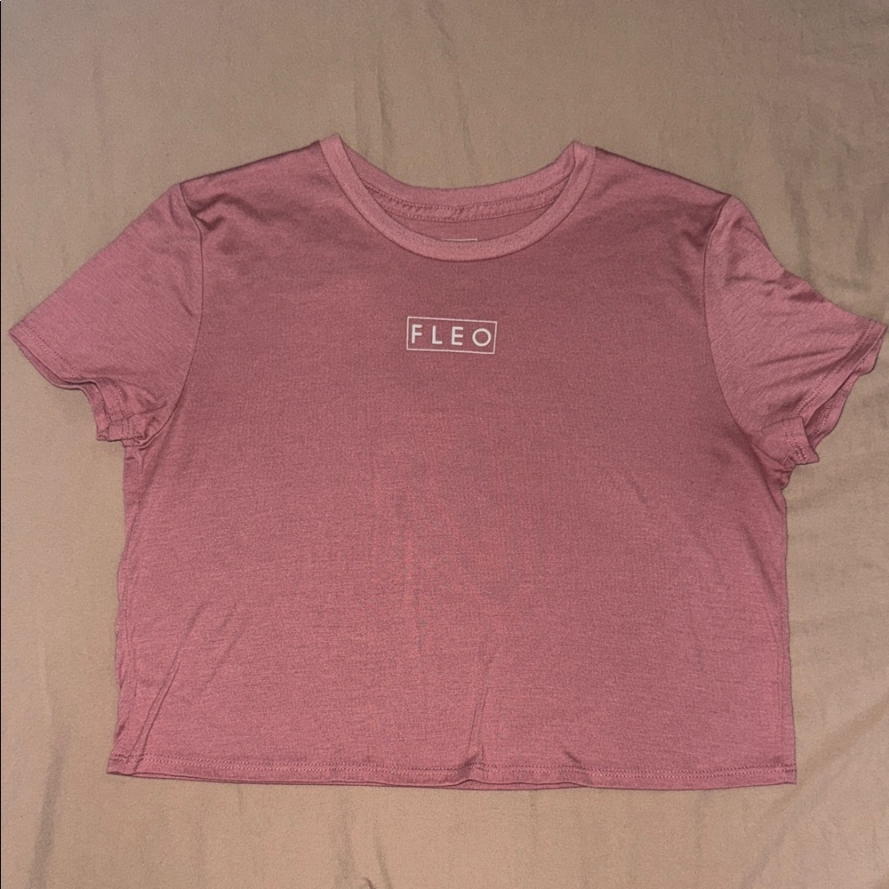 Fleo Women's Mauve Short Sleeve Tee